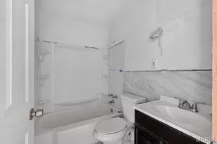 9816 Meadowview Dr, Saint Louis, MO 63114 - Photo 11