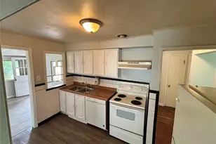 1131 Darr Dr, Saint Louis, MO 63137 - Photo 7