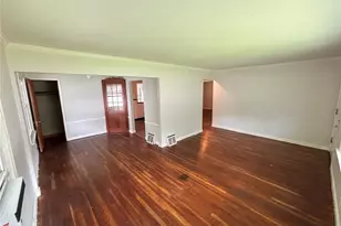 1131 Darr Dr, Saint Louis, MO 63137 - Photo 5