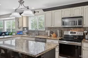 4062 Bristol Bay Dr, Saint Charles, MO 63304 - Photo 23