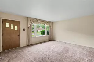 228 Newton Pl, Ballwin, MO 63021 - Photo 3