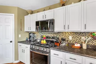 350 Hunters Heights Dr, Eureka, MO 63025 - Photo 23
