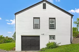 826 Fontaine Pl, Saint Louis, MO 63137 - Photo 21