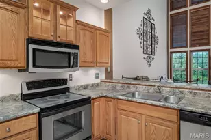 141 Canyon Creek Cir, Moscow Mills, MO 63362 - Photo 11