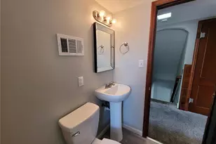 8687 Belhaven Dr, Saint John, MO 63114 - Photo 23