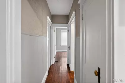 9007 Forest Avenue, Saint Louis, MO 63114 - Photo 17