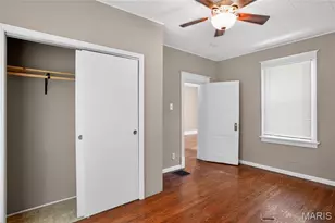 9007 Forest Ave, Saint Louis, MO 63114 - Photo 13