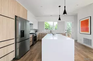 2731 Lafayette Ave, Saint Louis, MO 63104 - Photo 3