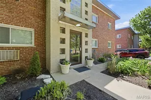 2000-2004 Bellevue Ave, Maplewood, MO 63143 - Photo 3