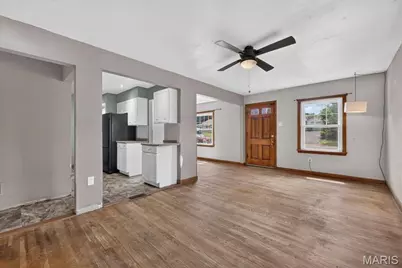 3209 Lynros Drive, Saint Ann, MO 63074 - Photo 3