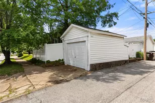 5201 Bancroft Ave, Saint Louis, MO 63109 - Photo 35