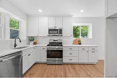 9007 Lawn Avenue, Saint Louis, MO 63144 - Photo 23