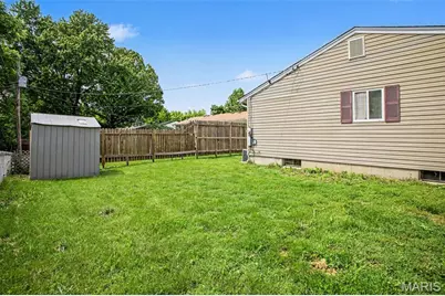 2737 Essex Street, Saint Charles, MO 63301 - Photo 15