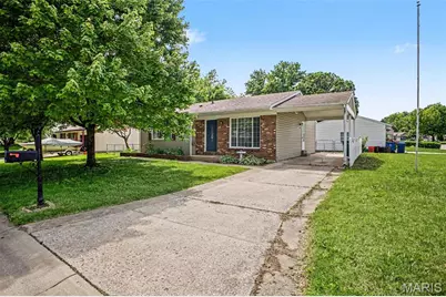 2737 Essex Street, Saint Charles, MO 63301 - Photo 1