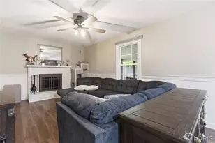921 Picardy Ln, Saint Charles, MO 63301 - Photo 9