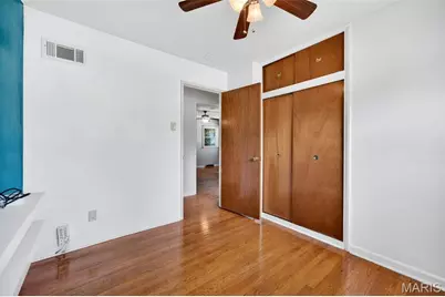 4849 Mohegan Drive, Saint Louis, MO 63123 - Photo 27