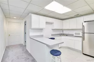 13600 Park Pl Ct, Town and Country, MO 63131 - Photo 75