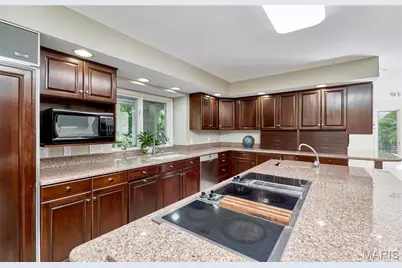 13600 Park Place Court, Town and Country, MO 63131 - Photo 45