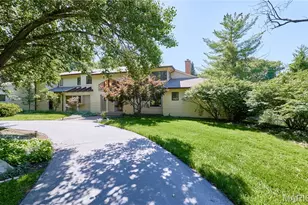 13600 Park Pl Ct, Town and Country, MO 63131 - Photo 9