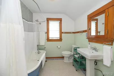 20 Lawn Place, Saint Louis, MO 63110 - Photo 23