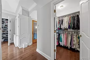 10700 Starhill Dr, Saint Louis, MO 63128 - Photo 21