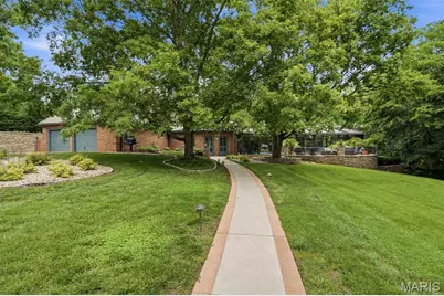 10700 Starhill Drive, Saint Louis, MO 63128 - Photo 45