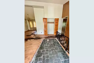 7707 Springdale Drive, Normandy, MO 63121 - Photo 7