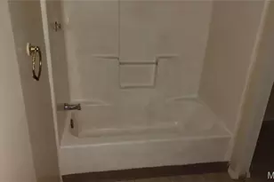 [Address not provided], Saint Louis, MO 63111 - Photo 5