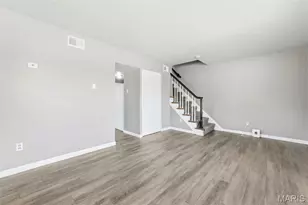 1001 Pine St, Saint Charles, MO 63301 - Photo 5