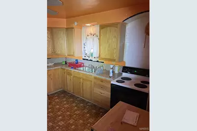 1533 Gieseking Lane, Saint Louis, MO 63147 - Photo 11