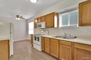 119 N 1st St, Ellisville, MO 63336 - Photo 7