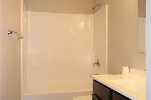 25 Joan Dr, O'Fallon, MO 63376 - Photo 7