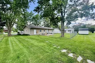526 Lawn St, Monroe City, MO 63456 - Photo 13