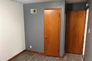 1534 Comet Dr, Saint Louis, MO 63137 - Photo 11