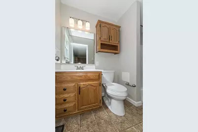 11848 Foxwood Drive, Maryland Heights, MO 63043 - Photo 13