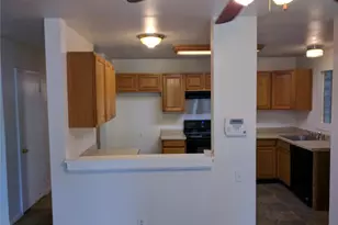 600 Pimlico Dr, Florissant, MO 63033 - Photo 9