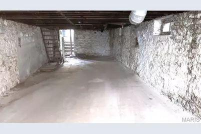 2205 Osage Street, Saint Louis, MO 63118 - Photo 15