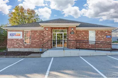 22 Richmond Center Court #8, Saint Peters, MO 63376 - Photo 1