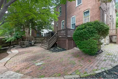 2416 S 13th Street, Saint Louis, MO 63104 - Photo 23