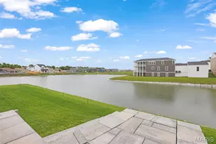 122 Marais Temps Clair Pl, Saint Charles, MO 63301 - Photo 31