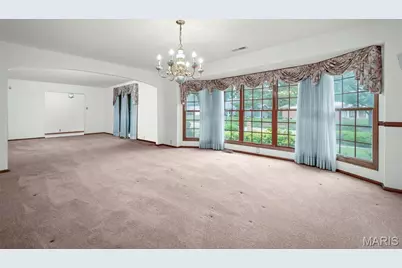 11700 Bayfield Lane, Saint Louis, MO 63128 - Photo 17