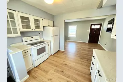 405 Tower Grove Place, Saint Charles, MO 63301 - Photo 3