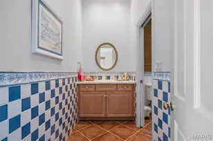 760 Kent Rd, Ladue, MO 63124 - Photo 61