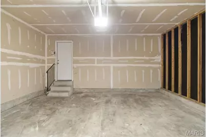 10236 Earl Drive, Saint Louis, MO 63136 - Photo 21