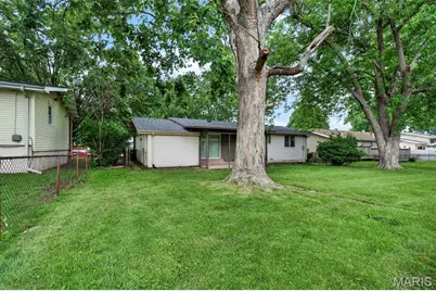 1276 Springhurst Drive, Florissant, MO 63031 - Photo 35