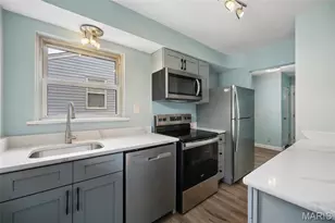 7109 Yates St, Saint Louis, MO 63116 - Photo 9