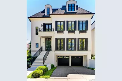 136 N Brentwood Boulevard, Clayton, MO 63105 - Photo 1