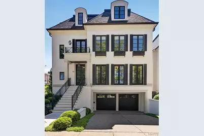 136 N Brentwood Boulevard, Clayton, MO 63105 - Photo 1