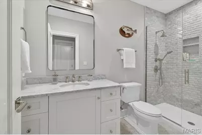 136 N Brentwood Boulevard, Clayton, MO 63105 - Photo 39