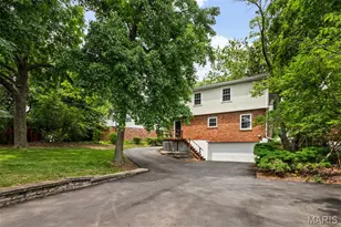 8562 Colonial Ln, Ladue, MO 63124 - Photo 49